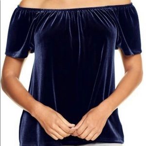 Gap Velvet Navy off the shoulder top size M